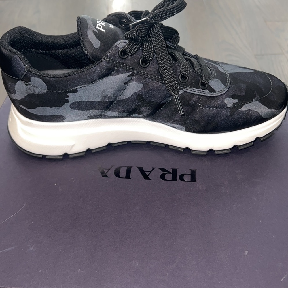 Prada sneakers-Authentic-EUC - image 9